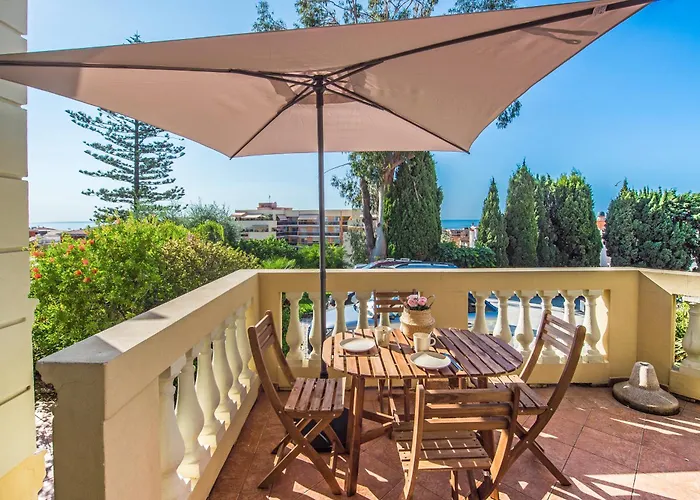 Oliviers -Agreable 2 Pieces Dans Maison Bourgeoise